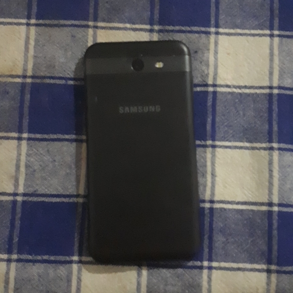 Cellphone - Picture 2 of 2